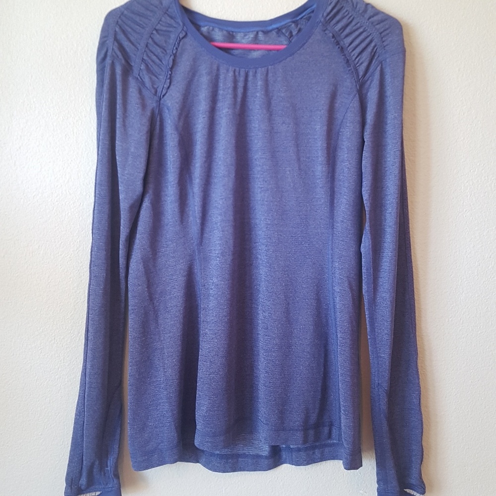 Lululemon long sleeve top